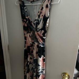 Floral Sleeveless Maxi Dress